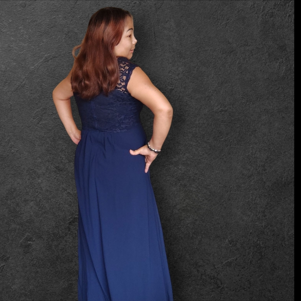 Miusol Women's Medium Navy Lace Formal Dress - Picture 6 of 12